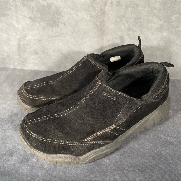 Crocs Swiftwater Mens 10 Black Suede Leather Slip On Loafer Shoes Casual Comfort - Picture 3 of 10